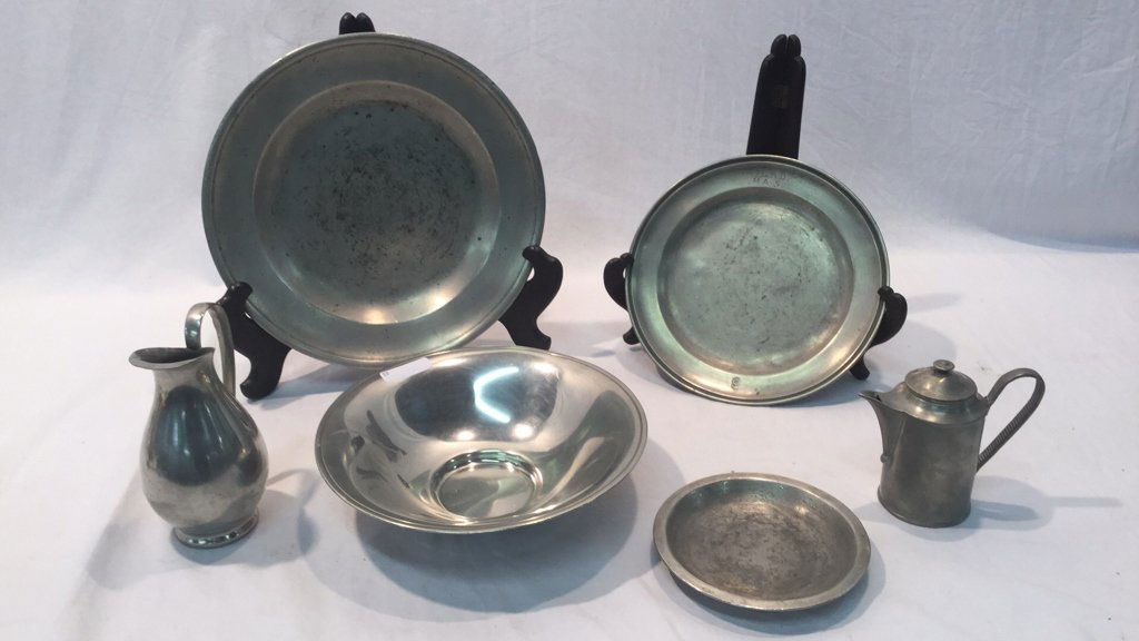 Pewter plates, bowl, and collectibles (1 of 7)