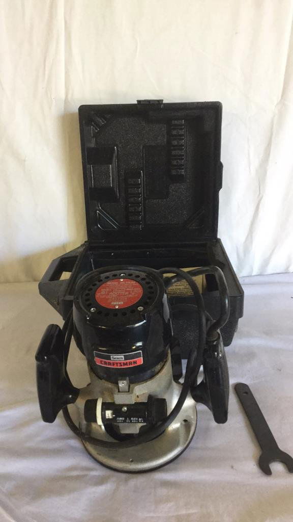 Craftsman router with Box (1 of 4)