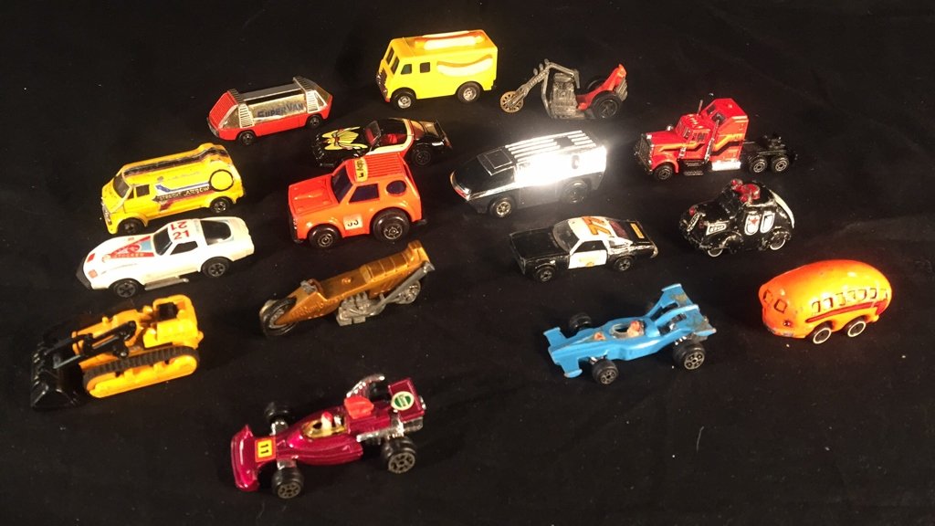 Lot of Vintage Die Cast Toy Cars: Lot of Vintage Toy Cars. Fair to Excellent condition. Yatming. Mattel. Mego. Zylmex. Fuzz Mobile