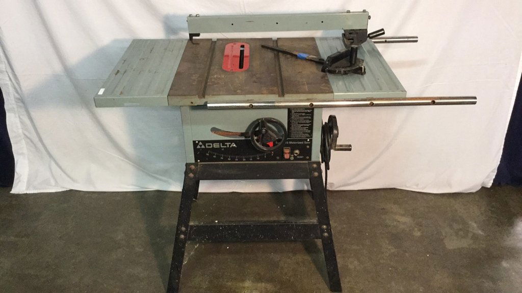 Delta super on sale 10 table saw