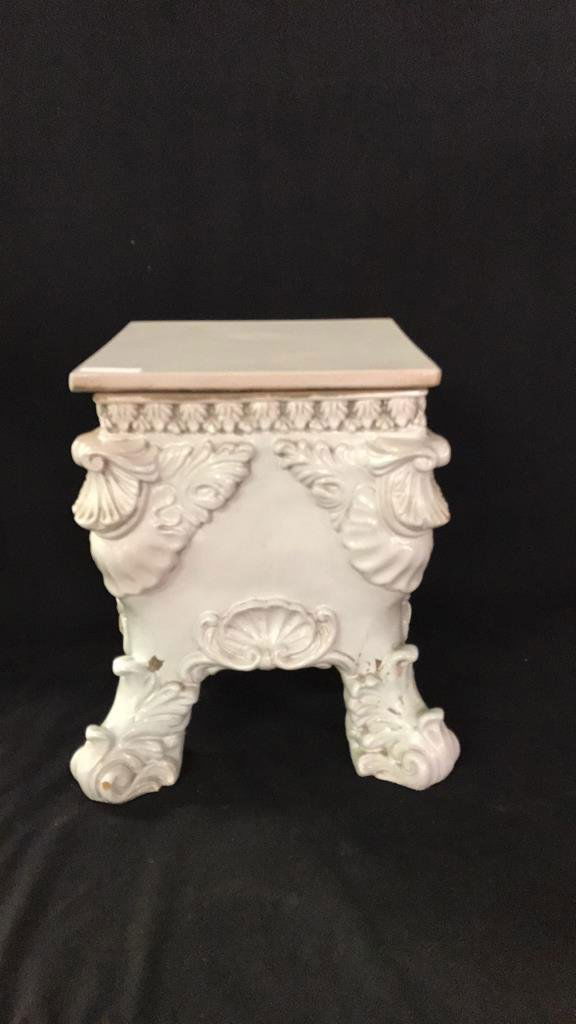 White planters stand (1 of 2)