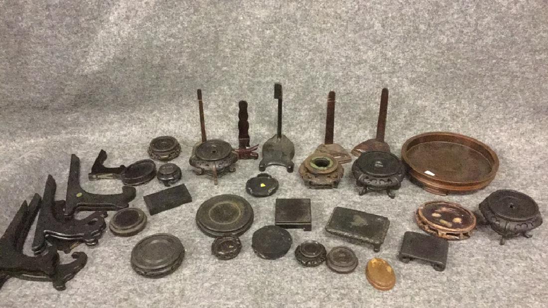 Large Lot of stands: Large Lot of stands. Plate stands
