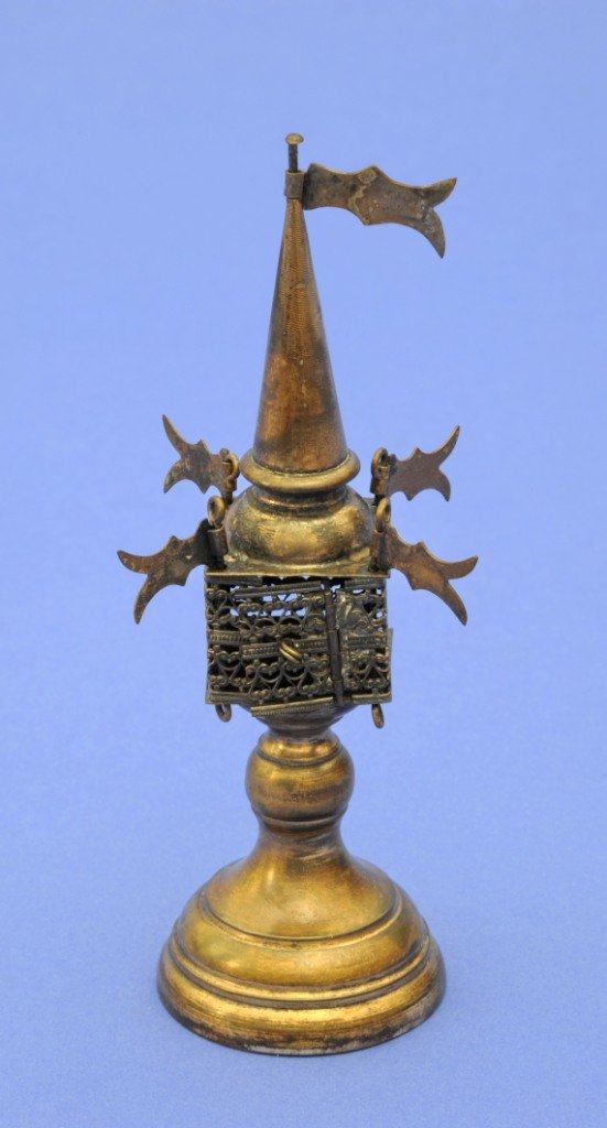 Besamim-Trmchen, (1 of 1)