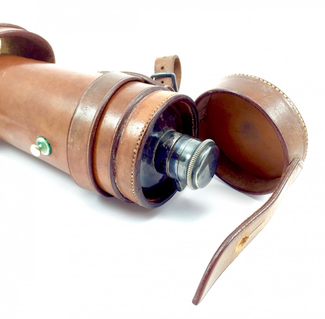 Harrod's Fox Hunting Flask with Leather Holder (1 of 10)