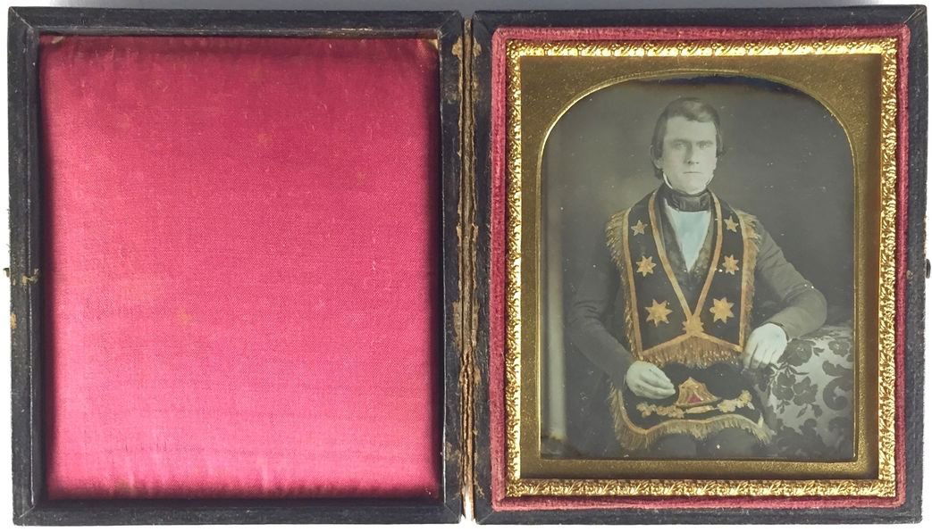 Antique Photograph in Leather-Covered Case (1 of 5)