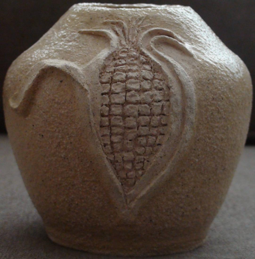 Native American Navajo Corn Maize Pottery Vase (1 of 5)