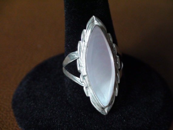 Native American Navajo Sterling Silver MOP Ring Size 8 (1 of 4)