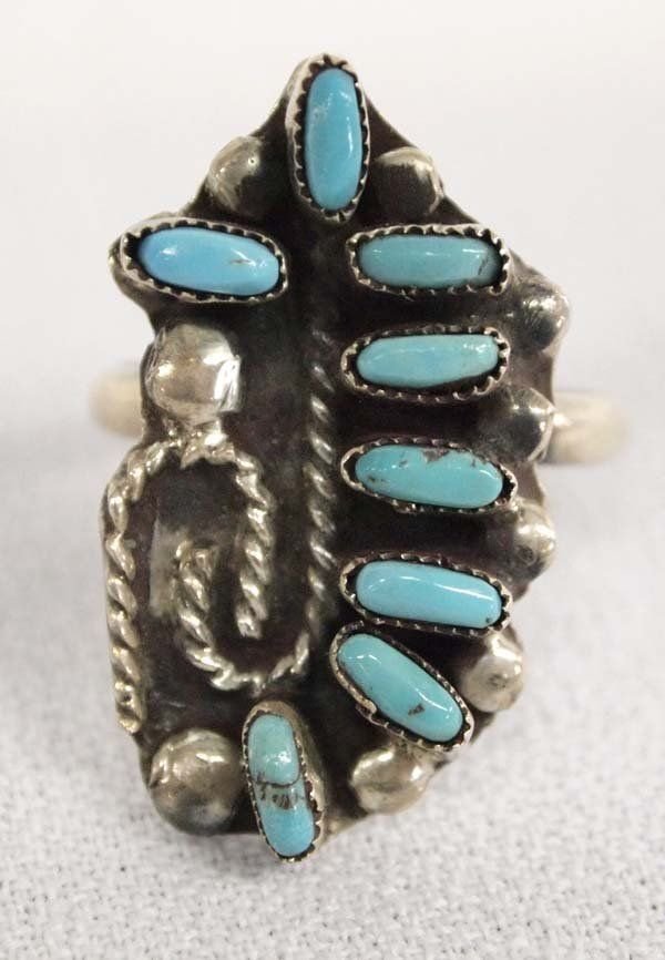 Native American Zuni Silver Turquoise Petit Point Ring (1 of 3)