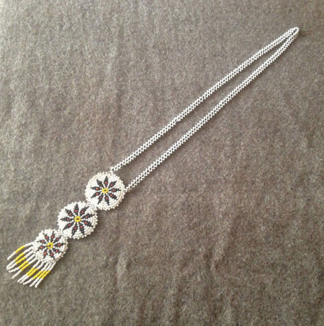 Vintage Native American Glass Seed Bead Necklace (1 of 7)