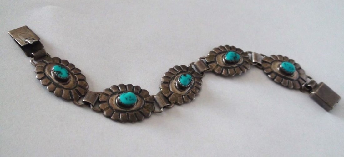 Native American Navajo Sterling Turquoise Bracelet (1 of 7)