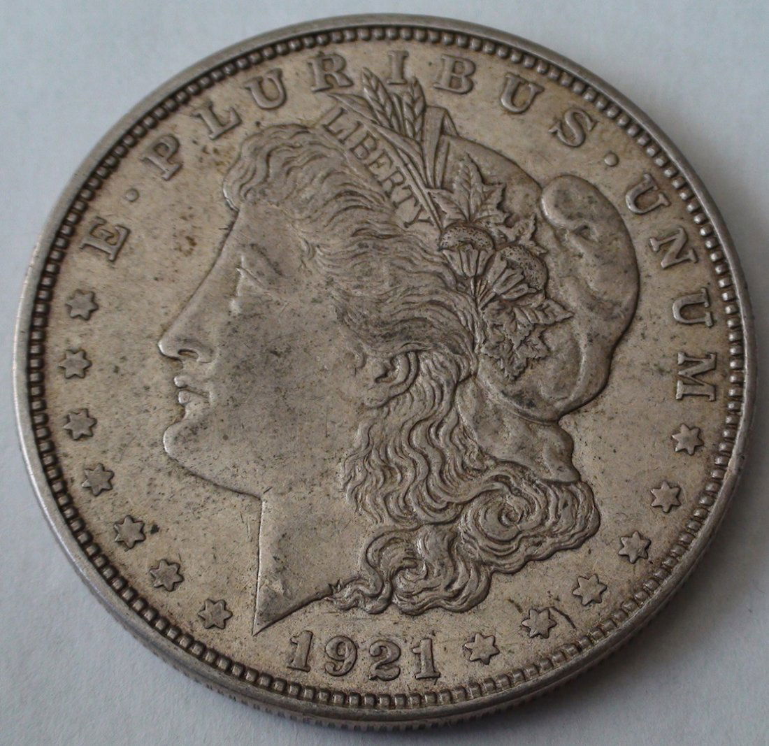 1921 D Morgan Silver Dollar United States High Grade (1 of 3)