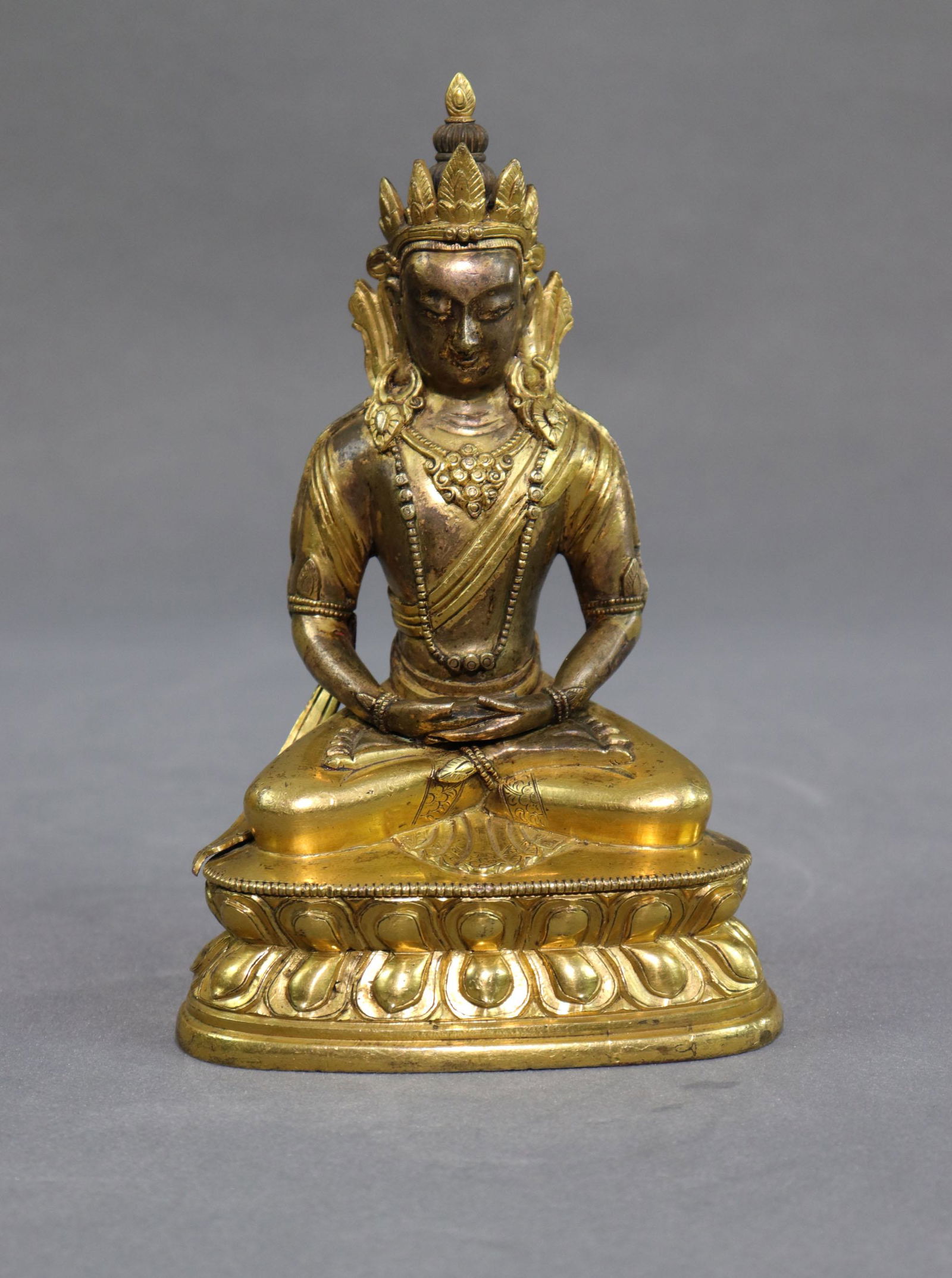 A Gilt Bronze Statue of Amitayus Buddha (1 of 14)