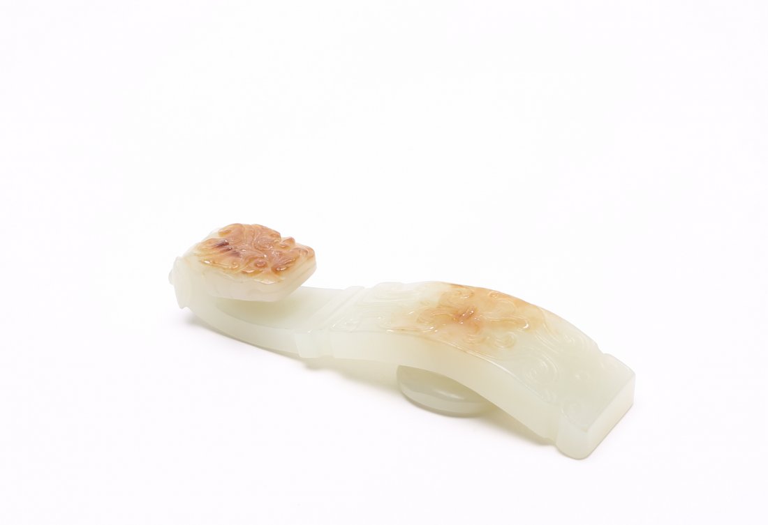 A Chinese Carved Jade Belt Hook (1 of 4)