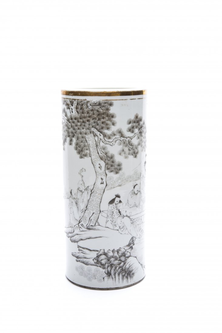 A Chinese Porcelain Hat Stand (1 of 4)