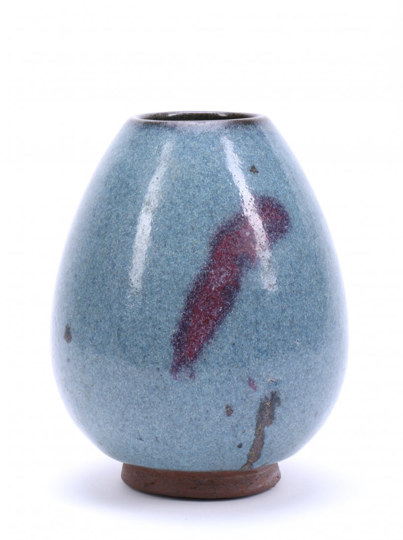 A Chinese Jun-Type Porcelain Jar (1 of 5)