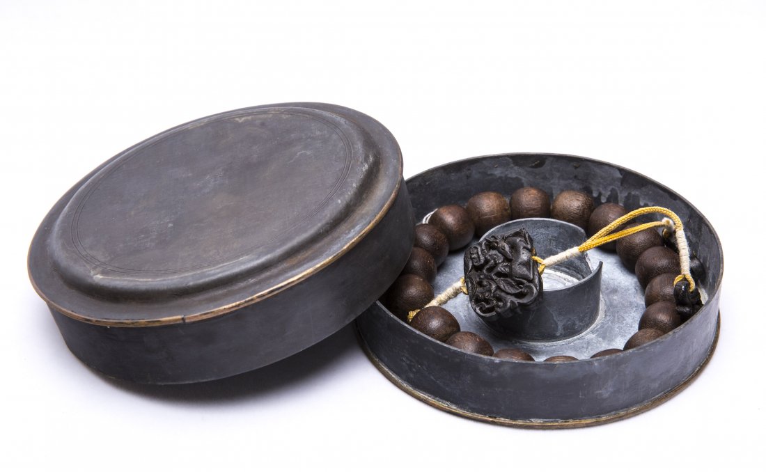 A Set Of Chinese Eagle-wood Prayer Beads (1 of 8)