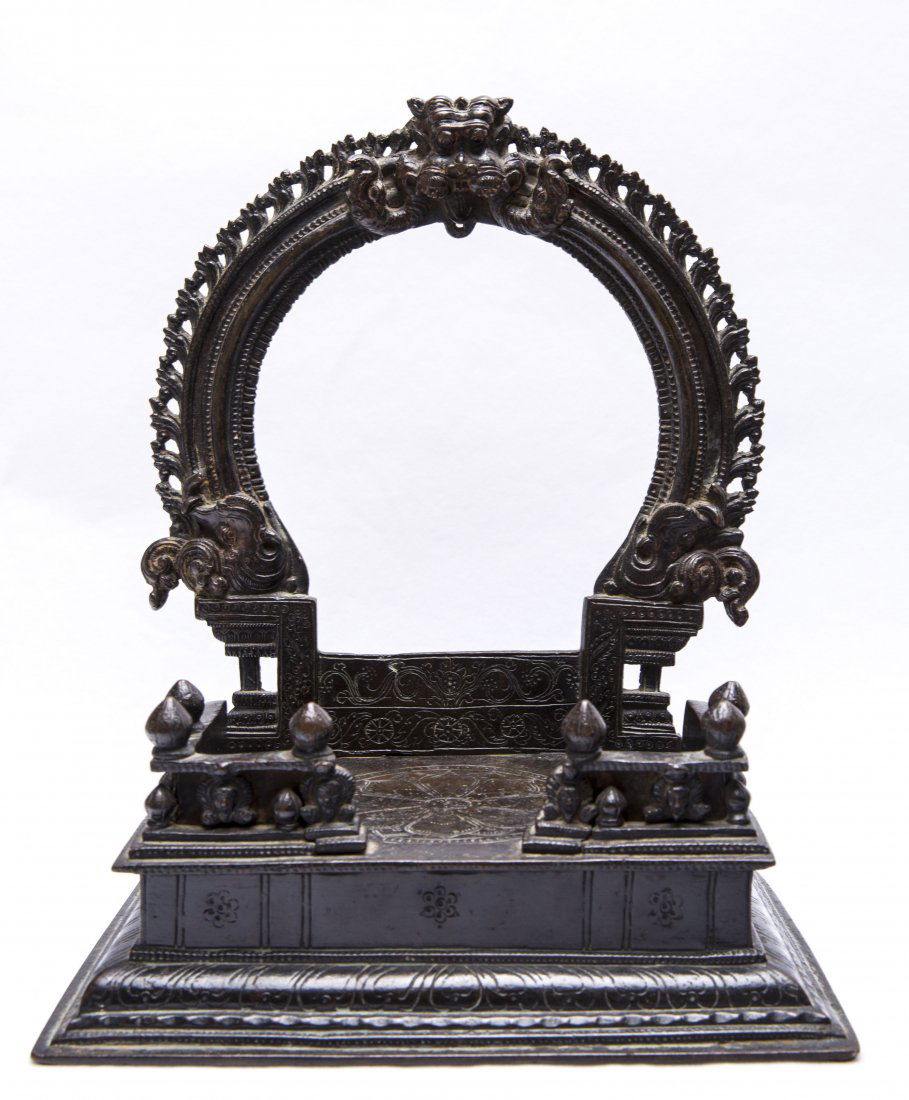 A Chinese Bronze Buddaâ€™s Backlight (1 of 5)