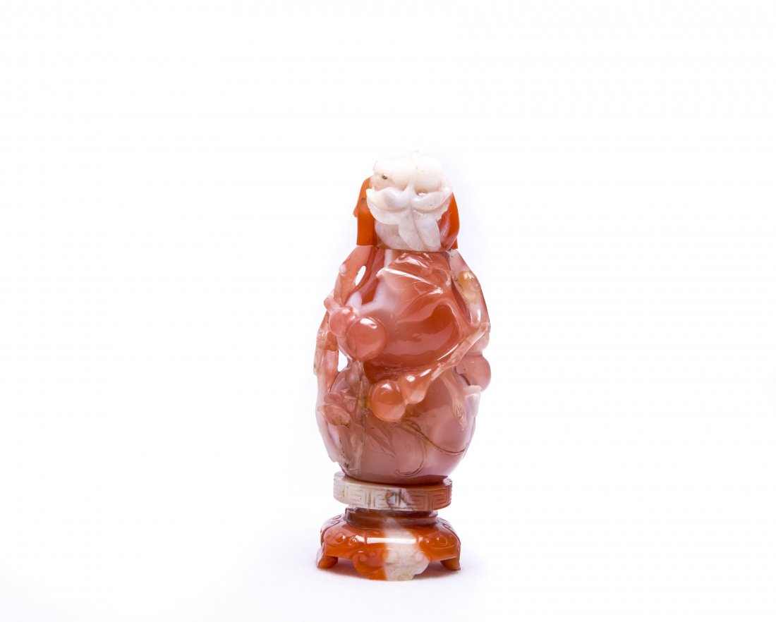 A Chinese Red And White Agate Vase With Cover (1 of 5)