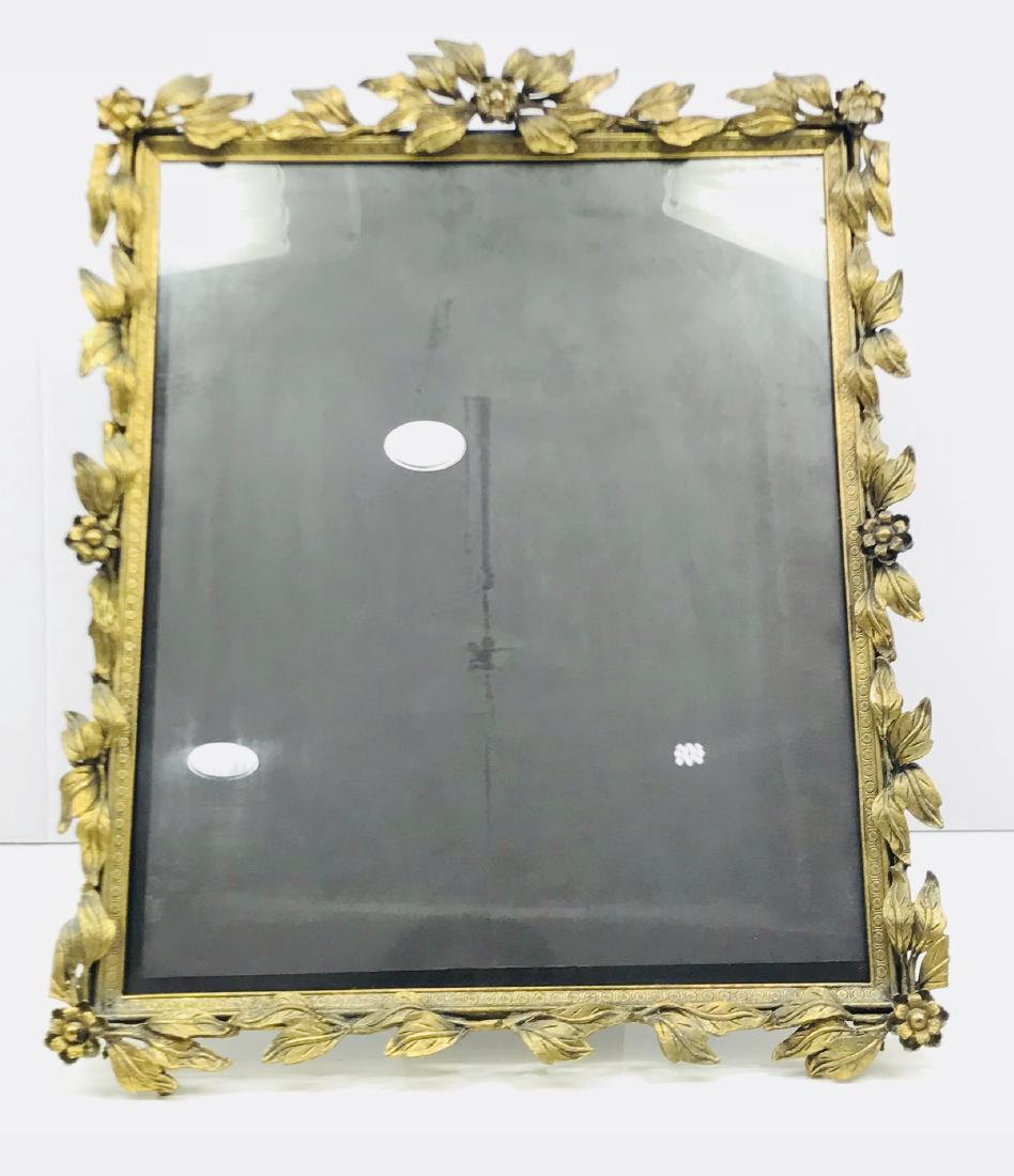 VINTAGE ANTIQUE VICTORIAN bronze ORNATE PICTURE FRAME (1 of 5)