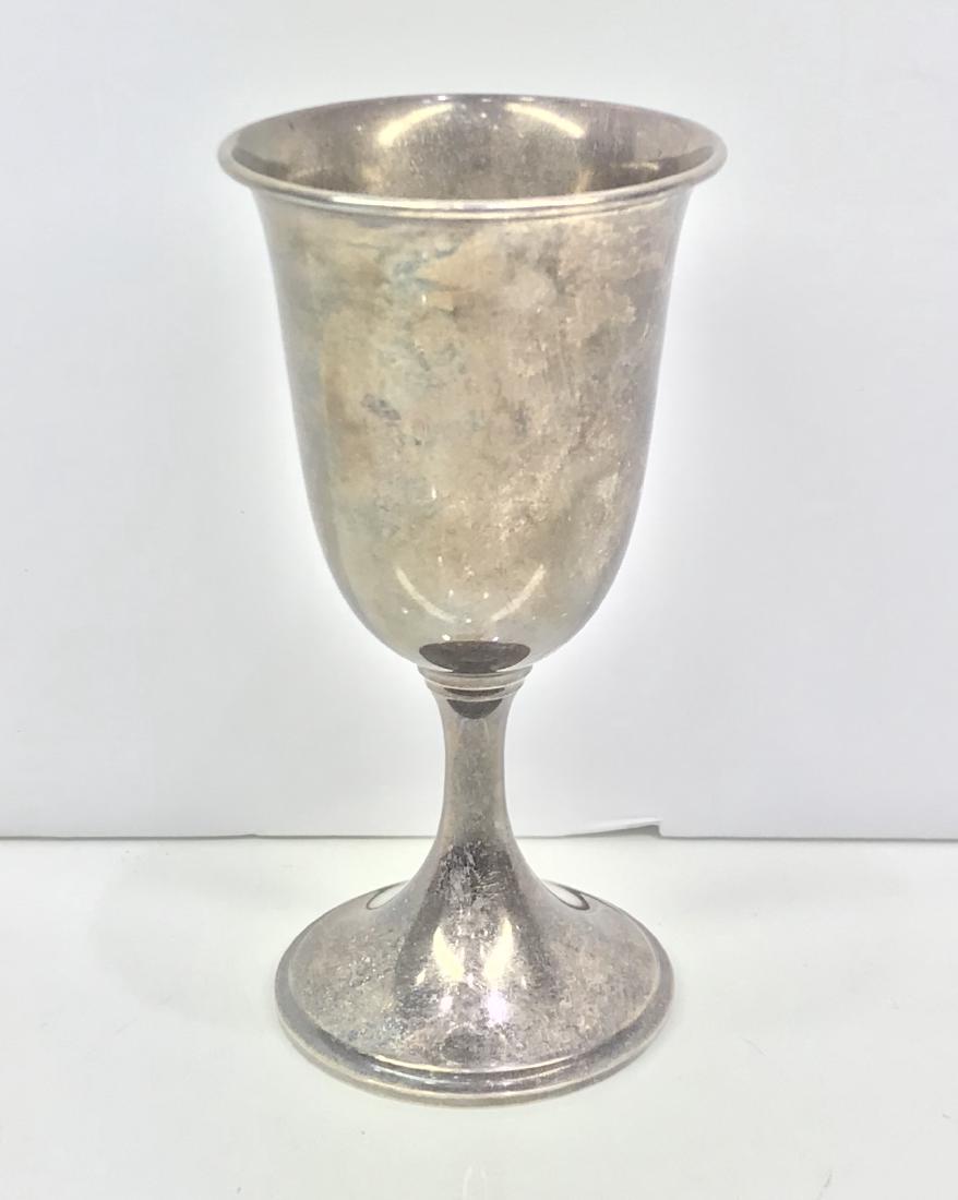 Sterling elegant wine cup S.KIRK & SON: Sterling elegant wine cup S.KIRK & SON, Measures:3.1/2x 3.1/2x6.3/4", weigh 142 g