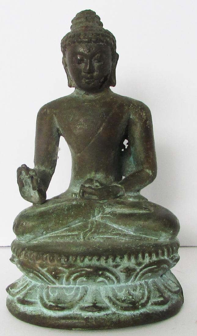 Antique chinese bronze Budda (1 of 3)