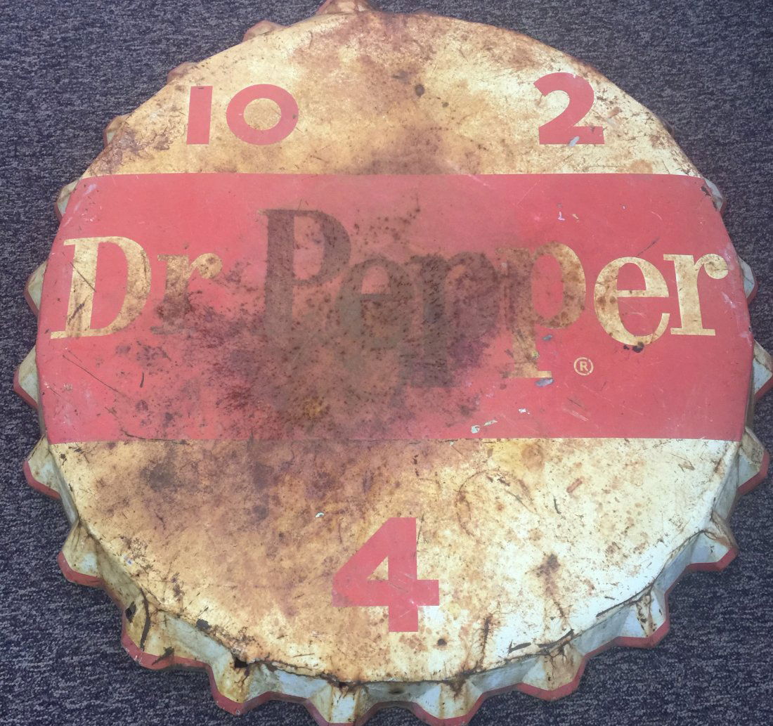 DR Pepper Bottle cap button: Very rare dr pepper bottle cap button 39 1/2 diameter