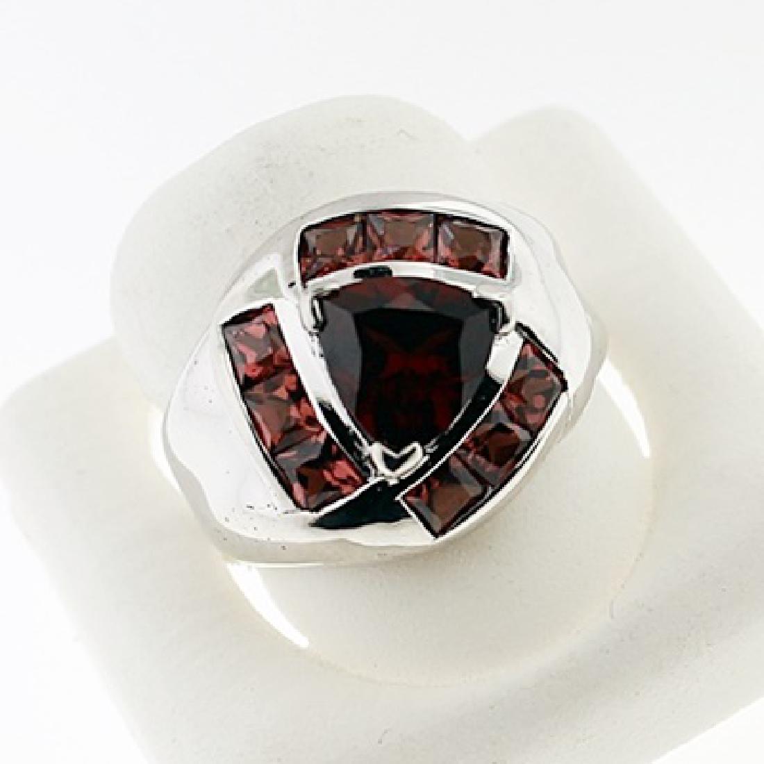 SILVER RING WITH GARNET (1 of 1)