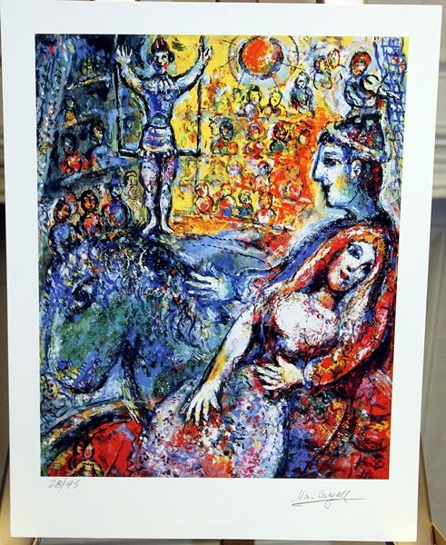 Signed Marc Chagall Lithograph: Lithograph authentic Marc Chagall bearing the signature. Approx size 11x13.