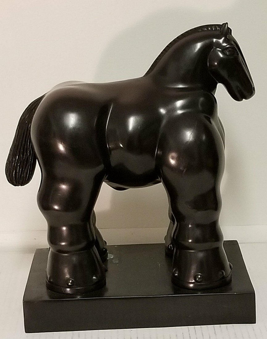 Fernando Botero Contemporary artist from Colombia: Fernando Botero Contemporary artist from Colombia (attrib)(coa ) Horse Broze size:14.5"h x8.5"w x 14"d Signed and Numered 2/6 w seal of Funderia shipping in Us $349