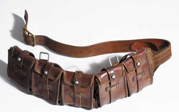 1914-16. Irish Volunteers - Pair of Bandoliers: 1914-16. Irish Volunteers - Pair of Bandoliers. leather with metal fittings – large size for Mauser ammunition.