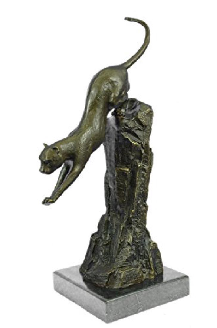 SIGNED BRONZE MAJESTIC LION AFRICAN KING SCULPTURE (1 of 9)