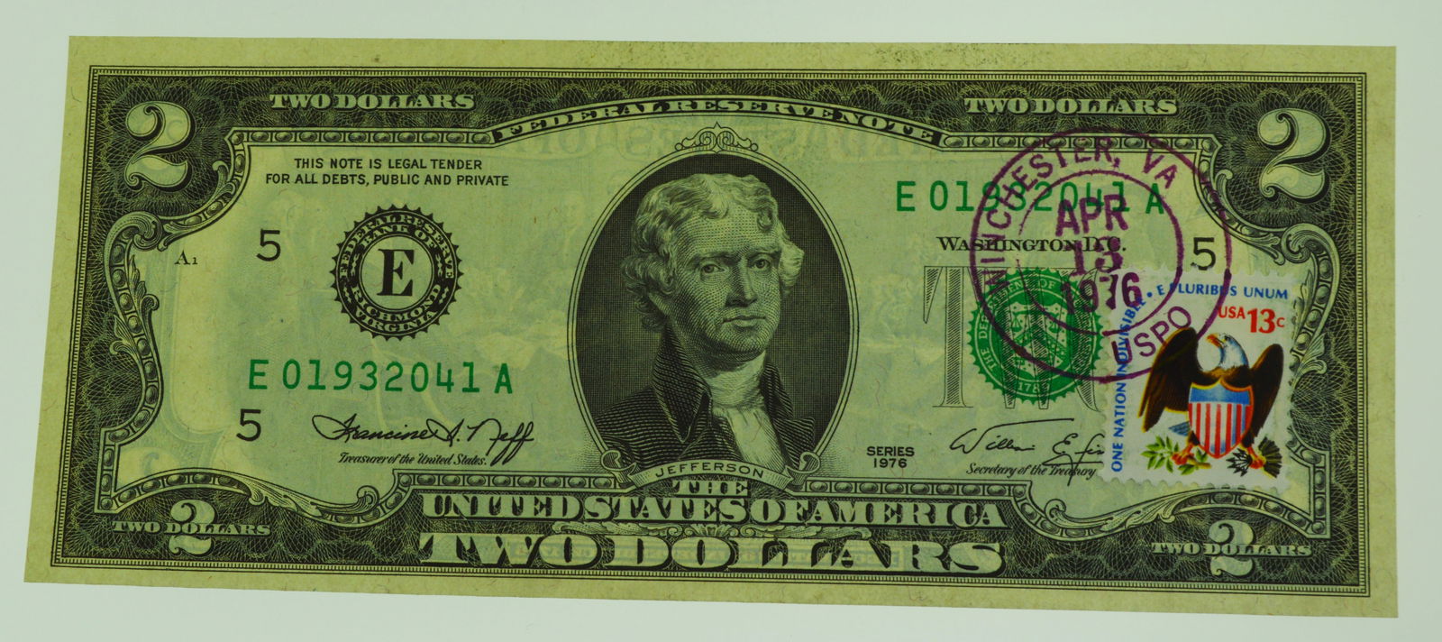 1976 Uncirculated Two Dollar Bill With April 1976 Post Mark Eagle Stamp: 1976 Uncirculated Two Dollar Bill With April 1976 Post Mark Eagle Stamp.