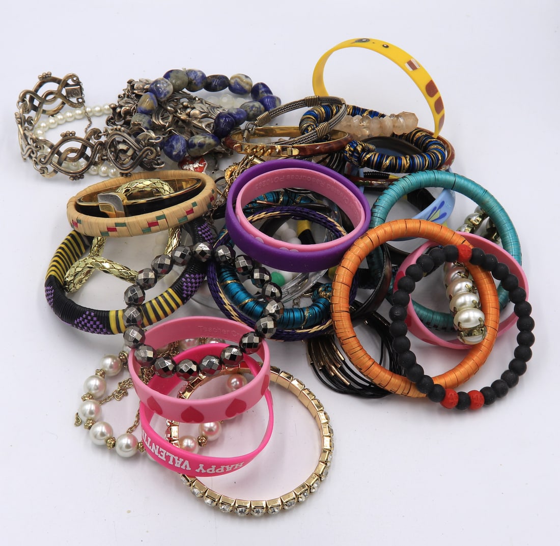 Group Lot of Costume Bangles (1 of 5)