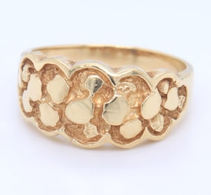 Wonderful Yellow Gold Nugget Ring