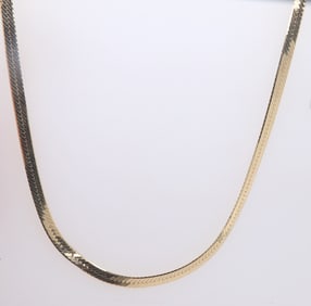 Incredible Italian Yellow Gold Herringbone Necklace