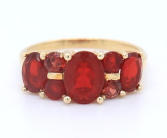 10KT Yellow Gold Garnet Ring
