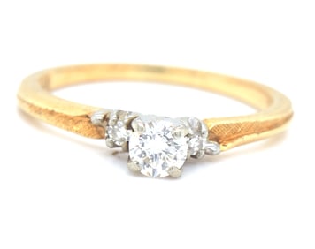 14kt Yellow gold diamond ring