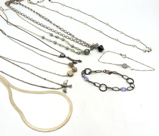 Group lot of Vintage 925 sterling silver jewelry