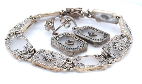 925 Sterling silver bracelet and matching dangle earrings