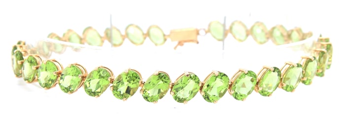 14kt Yellow gold oval peridot link bracelet