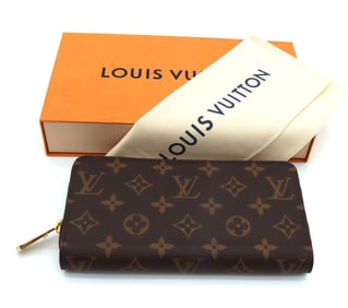 Louis Vuitton Zippy Wallet Rose Ballerine W/Box & Dust Bag