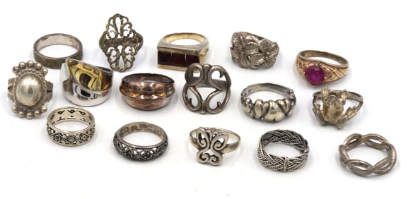 Vintage 925 sterling silver lot of rings