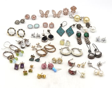 Group lot of Vintage 925 sterling silver earrings