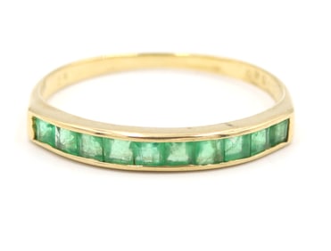 14kt Yellow gold princess cut emerald invisible set stackable band