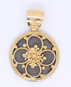 Dovris 2 Tone Pendant