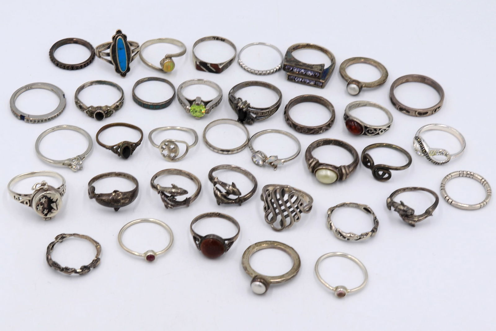 Group lot of Vintage 925 sterling silver rings (1 of 8)