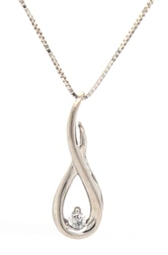 14kt White gold diamond pendant on chain