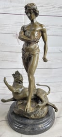 Nude Male Killing Lion Bronze Sculpture