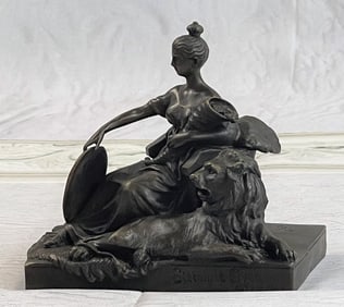 Opulent of Royal Woman Bronze Statue