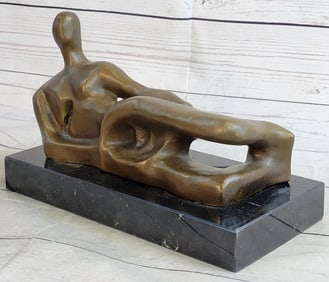 Nude Female Bronze Statue